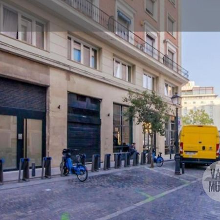 Cool Y Centrico Apt 6Px En Plena Plaza Del Carmen E2 Madrid Exterior photo