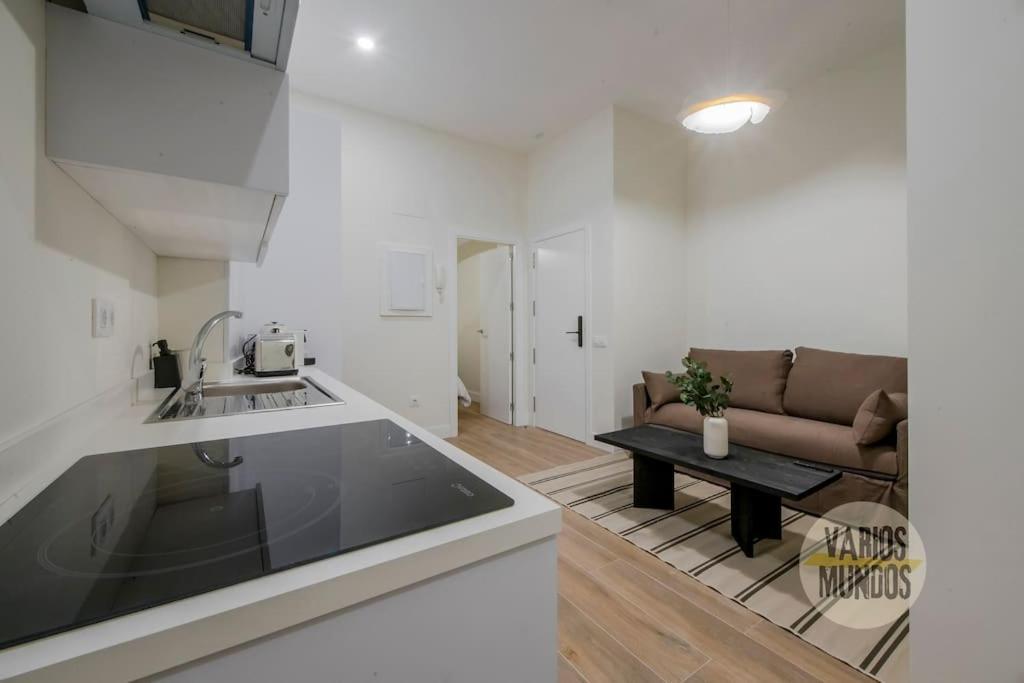 Cool Y Centrico Apt 6Px En Plena Plaza Del Carmen E2 Madrid Exterior photo