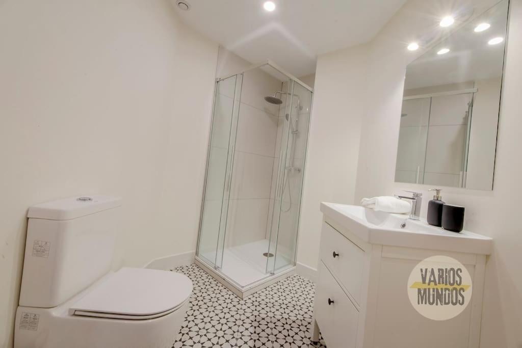 Cool Y Centrico Apt 6Px En Plena Plaza Del Carmen E2 Madrid Exterior photo