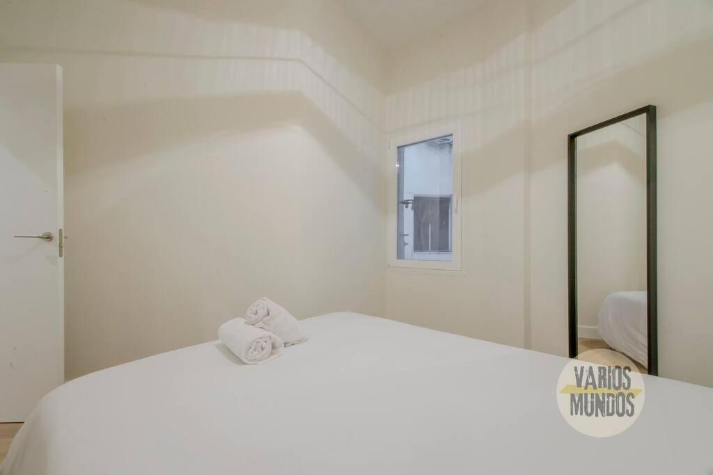 Cool Y Centrico Apt 6Px En Plena Plaza Del Carmen E2 Madrid Exterior photo