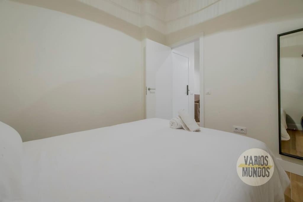 Cool Y Centrico Apt 6Px En Plena Plaza Del Carmen E2 Madrid Exterior photo